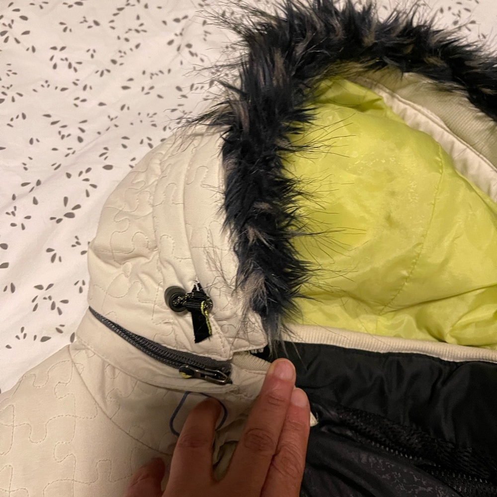 Volcom winter/ski jacket - Picture 3 of 11